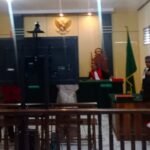 Sidang perkara tipikor sewa gedung DPRD Kabupaten Teluk Bintuni di penginapan Kartini, di Pengadilan Tipikor Papua Barat, Manokwari, Jumat, 22 November 2024. Foto: TIM2