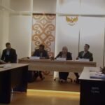 Ini Alasan Gun Ramar Tak Hadirkan Saksi atau Ahli Sidang sengketa informasi seleksi calon anggota DPR Papua Barat jalur Otsus antara Pemohon, Matius Gun Ramar dan Pansel Anggota DPR Papua Barat jalur Otsus dengan agenda pemeriksaan saksi atau ahli dari Pemohon, Senin (5/5/2025). Foto: IST